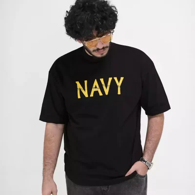 Model wearing a black navy t-shirt for men - new summer collection